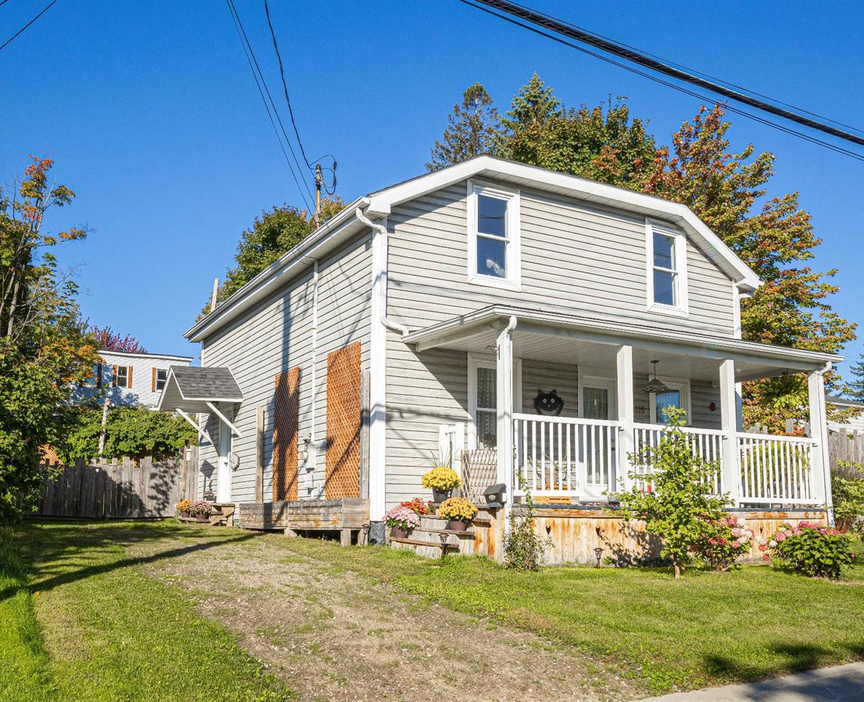 Résidentielle à vendre au 1119 Rue Évangeline, Sherbrooke, photo 1